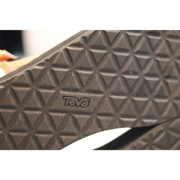 Teva Universal Sandal Sz 8 - Picture 5 of 5